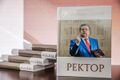 А ще Поплавський пише книжки!