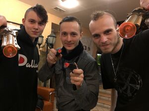 Непипиво та святоша.jpg
