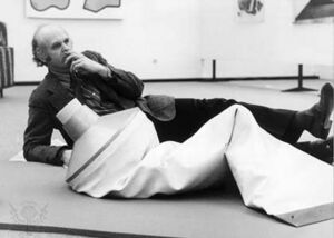 Claes Oldenburg 5.jpg